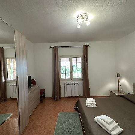 Domo Mia Bed & Breakfast Telti ภายนอก รูปภาพ